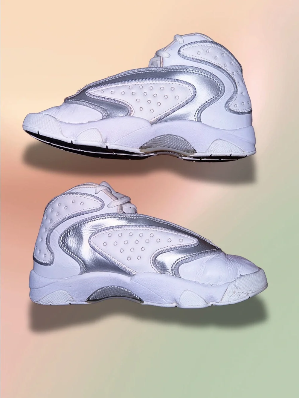 Air Jordan Women’s OG White Metallic Silver Pure Money 7W CW0907-100